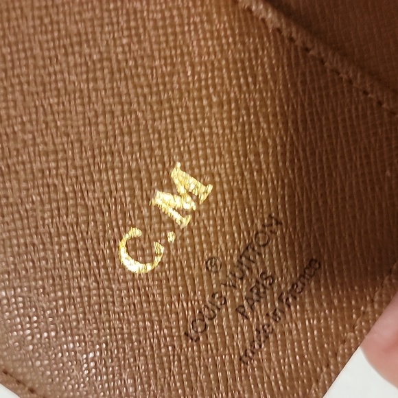 Authentic Louis Vuitton Agenda Initial CM stamped - Picture 3 of 10